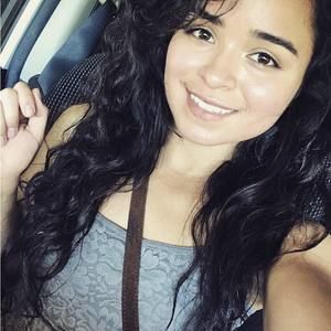 Meet your Posher, Yvette